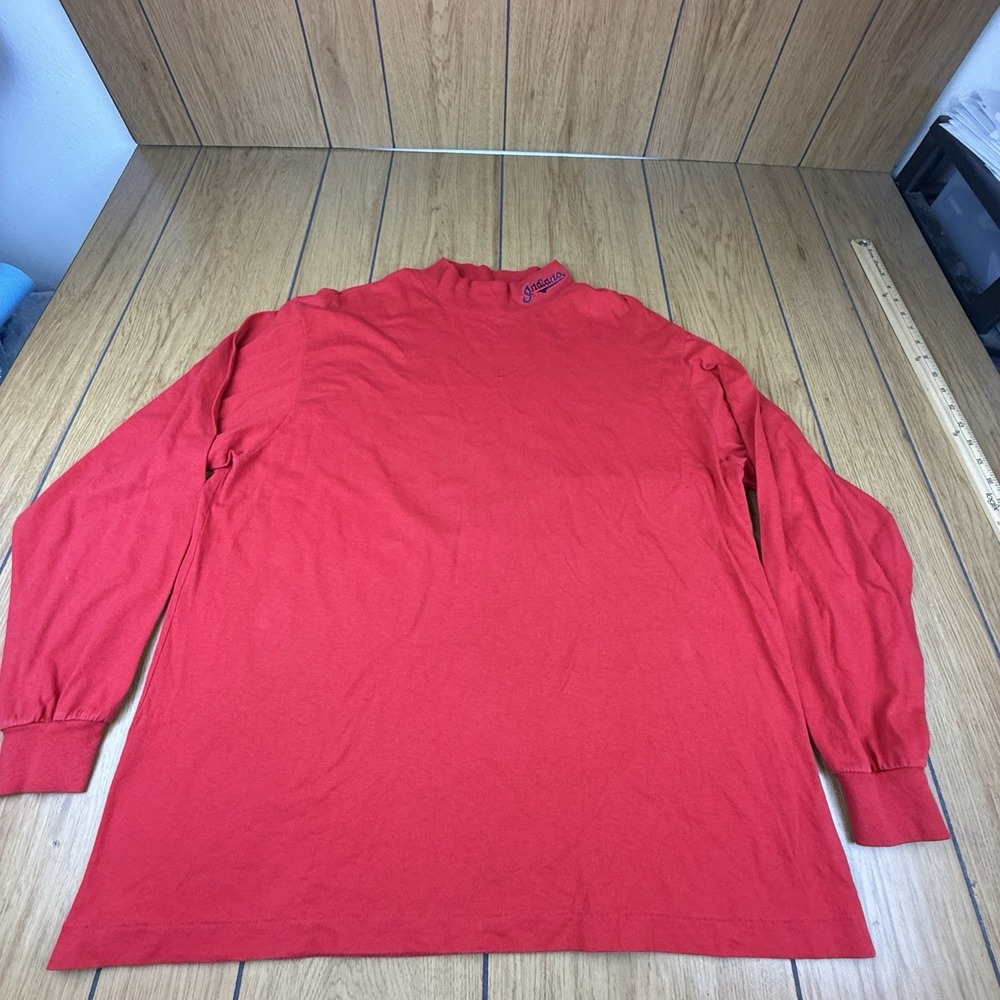 VINTAGE SINGLE STITCH CLEVELAND INDIANS TURTLENECK MADE IN USA XL